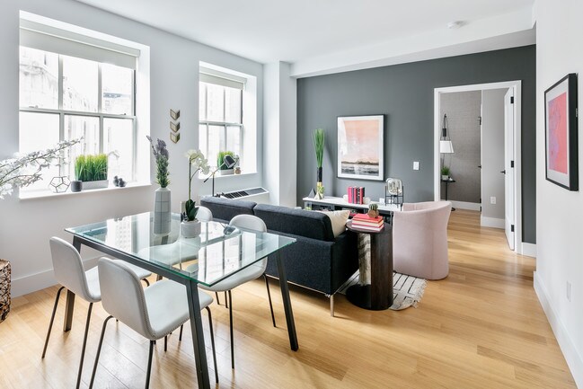 Interior Photo - 63 Wall Street