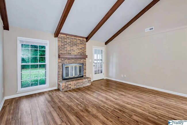 Foto del edificio - 13010 Coys Dr SE