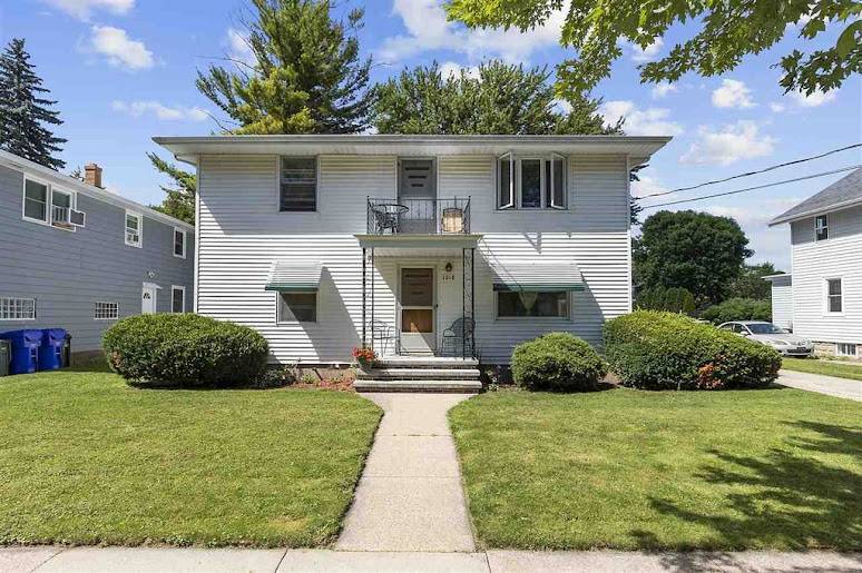 Primary Photo - 1018 W Lorain St