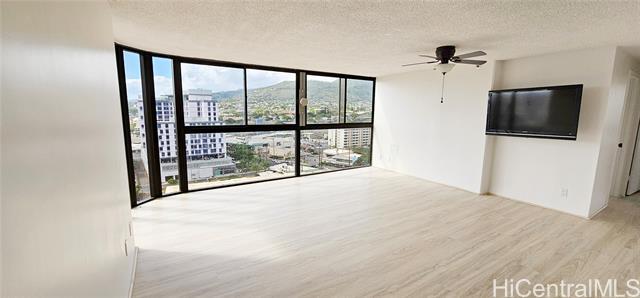 Building Photo - 2724 Kahoaloha Ln