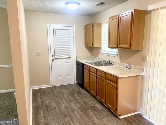 Building Photo - 1071 Bridle Creek Dr