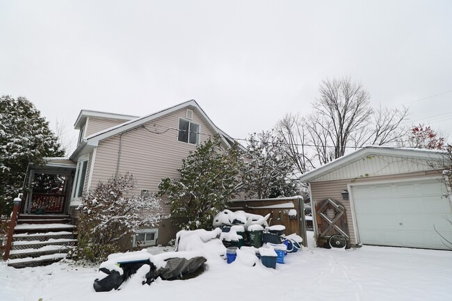 Building Photo - 1230 Notting Hill Ave