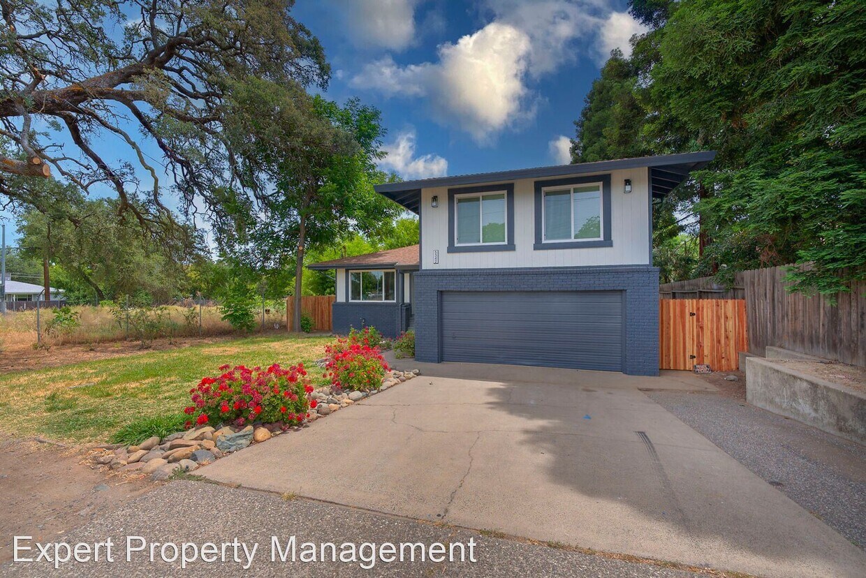Primary Photo - 3 br, 3 bath House - 5342 Illinois Ave.