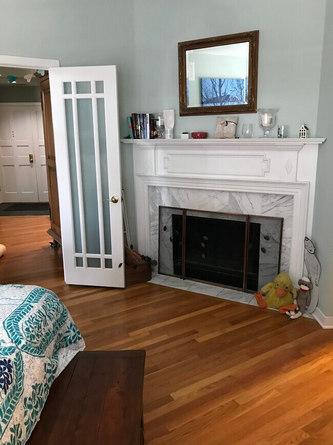 Primary Bedroom - 2100 N Racine Ave