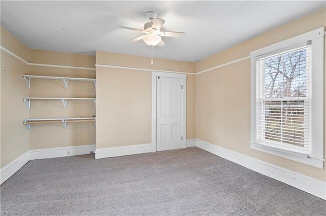 Foto del edificio - 227 James St