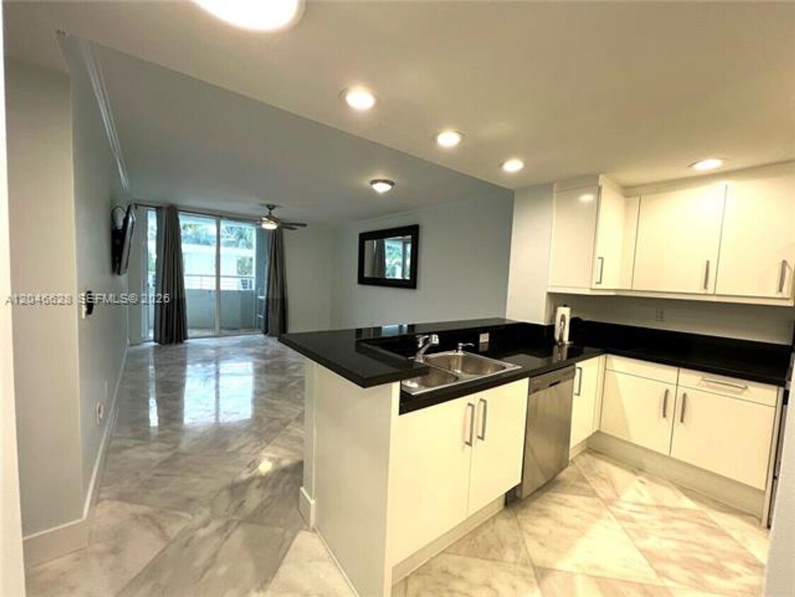 Photo - 200 Ocean Dr # 3C, Miami Beach, FL 33139