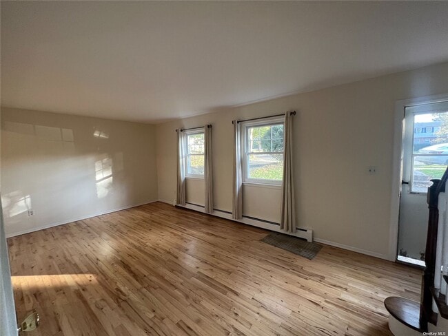 Building Photo - 25 Van Wicklen Ct