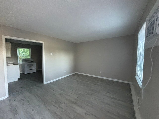 Foto del edificio - 3602 Greensboro St
