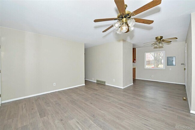 Foto del edificio - Great house near UCCS with 2x kitchen and ...