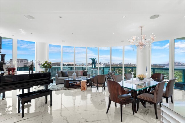 Foto del edificio - 6000 Indian Creek Dr