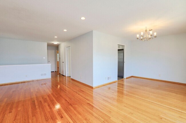 Foto del edificio - 88 Canterbury Ave