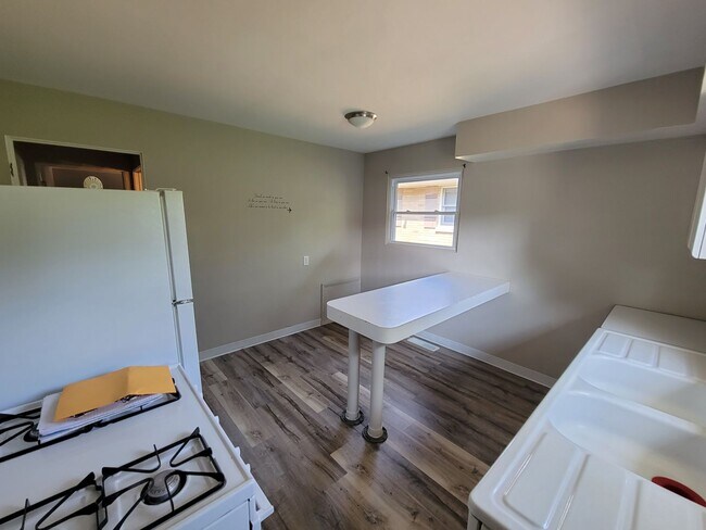Foto del edificio - 1308 Chestnut Street Duplex