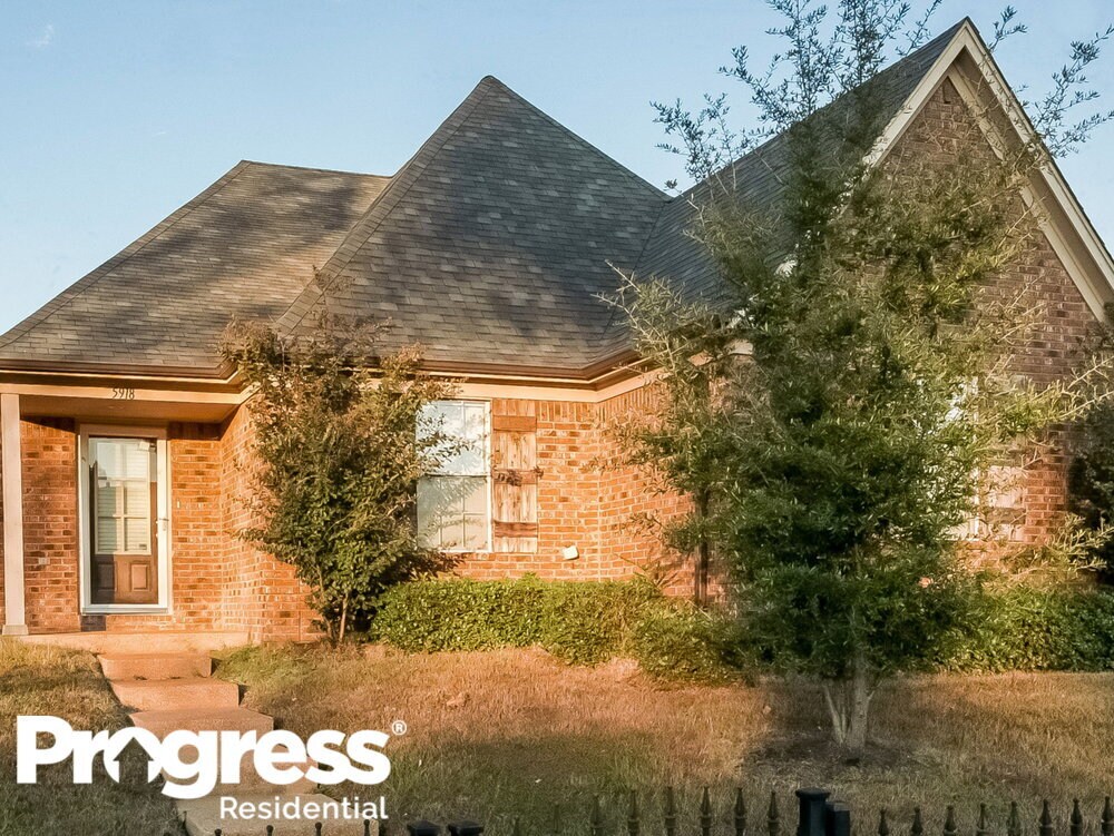 Primary Photo - 5918 Savannah Pkwy