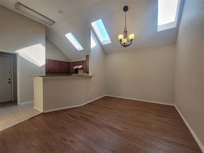 Building Photo - 932 Winchester Ln