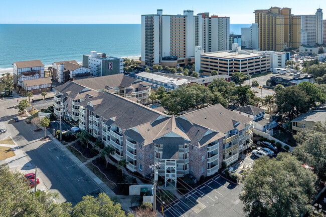 View towards ocean. - Chelsea House