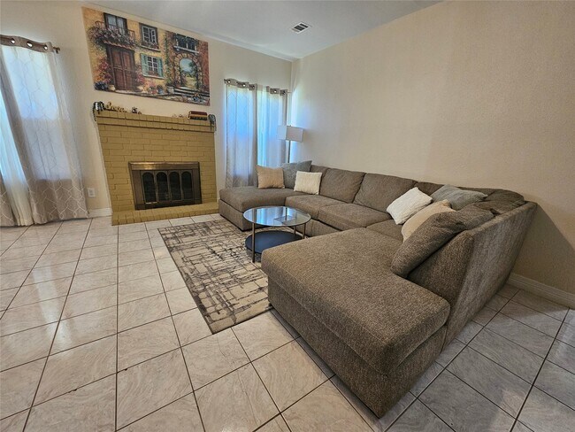 Foto del edificio - 12334 Misty Laurel Dr