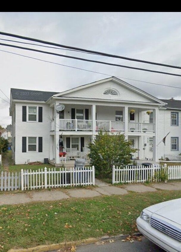Photo - 321 Garfield St