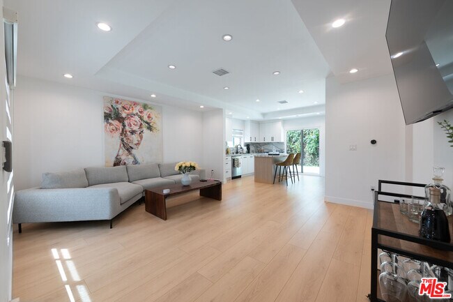 Foto del edificio - 1423 N Hill Ave