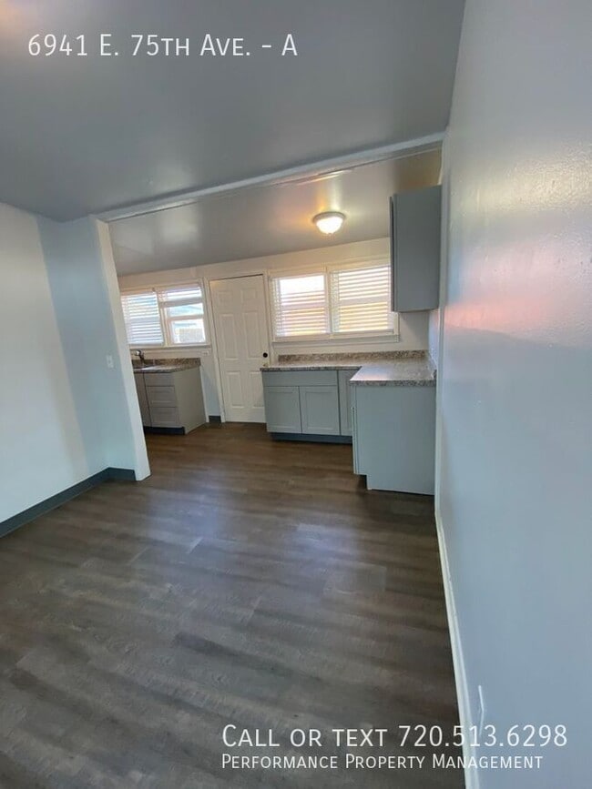 Foto del edificio - 6941 E 75th Ave