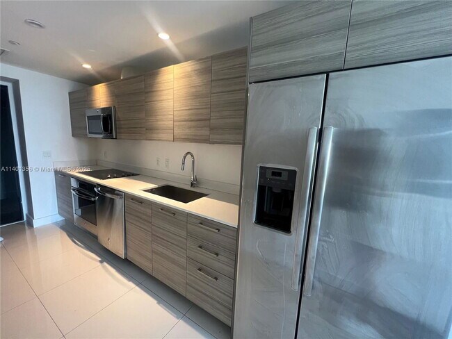 Photo - 121 NE 34th St Apartment