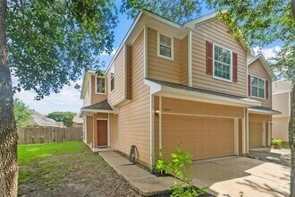 Building Photo - 12411 Saratoga Woods Ln