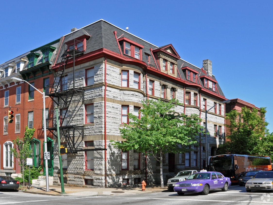 Primary Photo - 1300 St Paul St