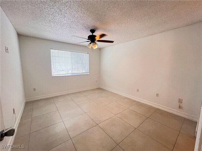 Foto del edificio - 1170 Wildwood Lakes Blvd