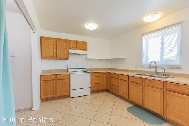 Foto del edificio - 2 br, 1 bath House - 1505 W 6th