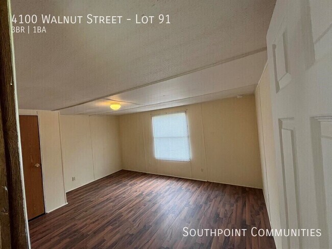 Building Photo - 4100 Walnut St
