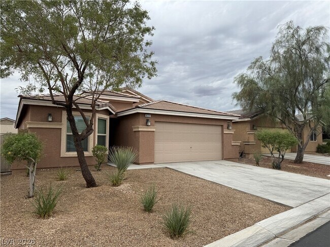 Building Photo - 8231 Buffalo Ranch Ave