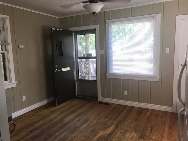 Foto del edificio - 718 17th St