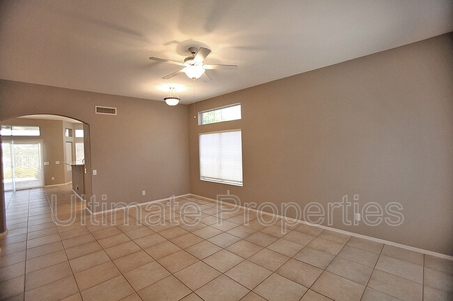 Building Photo - 11655 W Yucca Ct