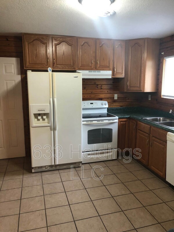 Foto del edificio - 6025 W Farmington Rd