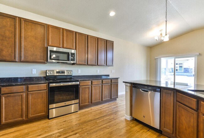 Foto del edificio - Beautiful 5 bed 3 bath home in the Pelican...
