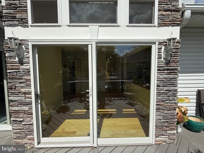 Foto del edificio - 479 Montalto Dr