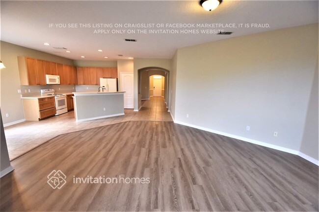 Foto del edificio - 12657 Lake Sawyer Dr