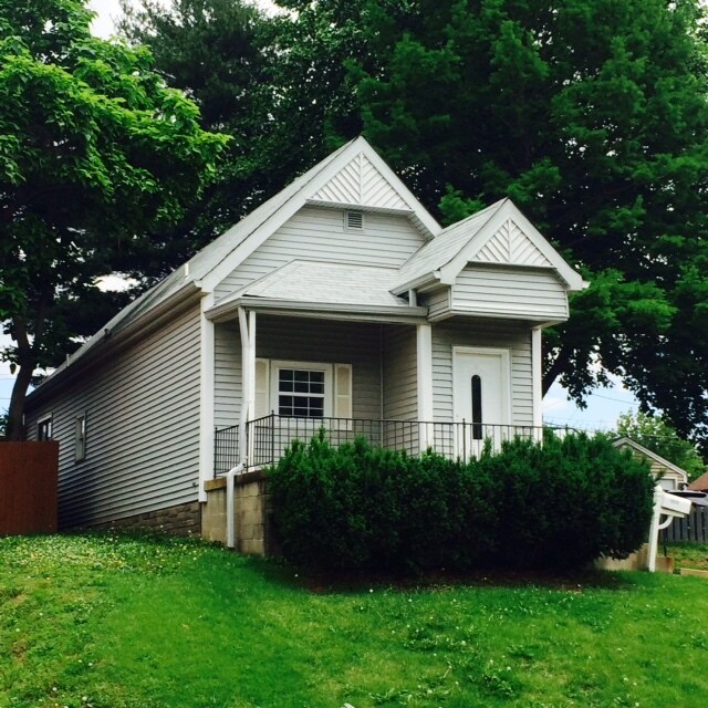 Foto del edificio - 5819 Arsenal Street