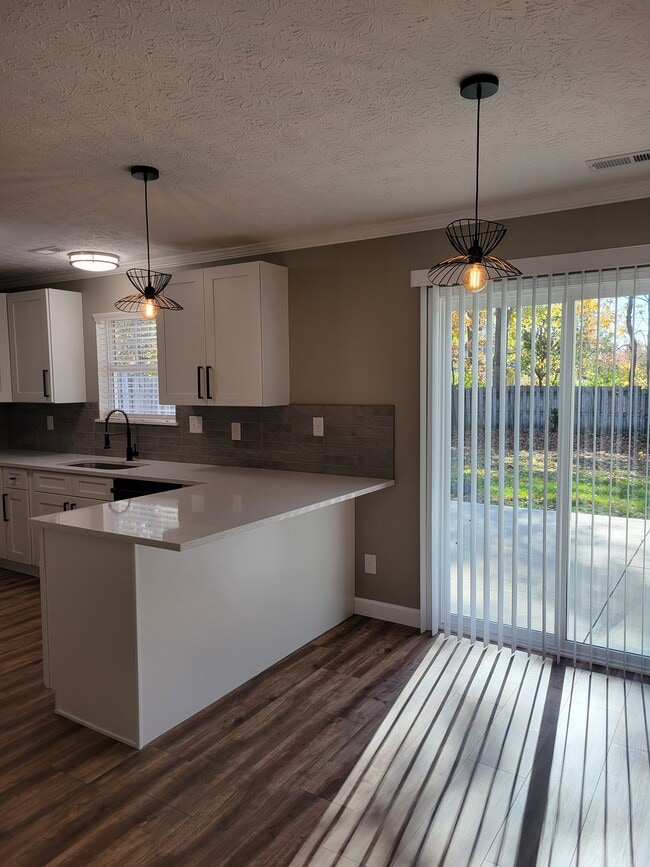 Building Photo - 12920 St Andrews Way