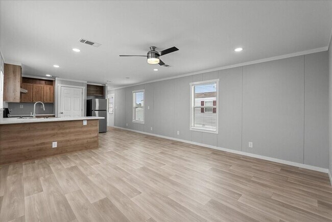 Foto del edificio - 5113 Barbados Calle