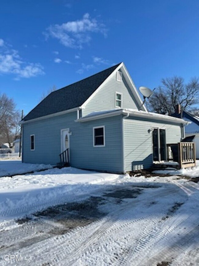 Foto del edificio - 2 br, 1 bath House - 480 W Main Street