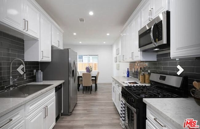 Foto del edificio - 1629 Ridgeley Dr