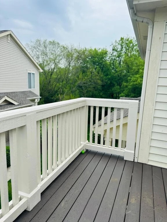 Deck - 6363 Commonwealth Dr