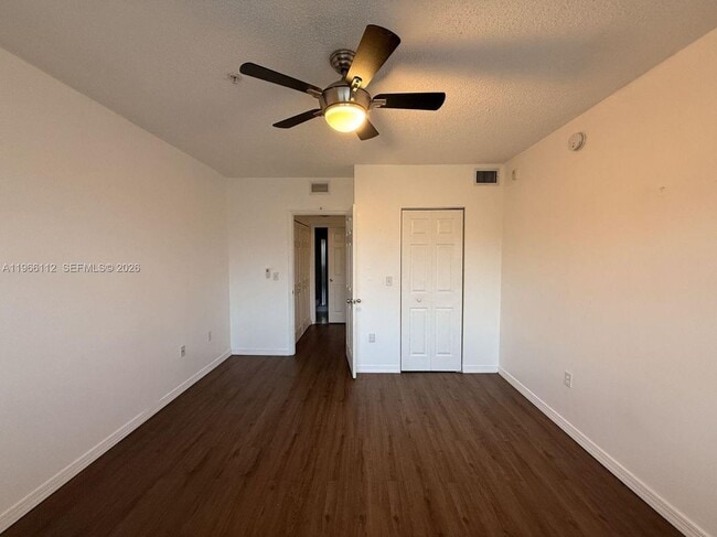 Foto del edificio - 2360 E Preserve Way