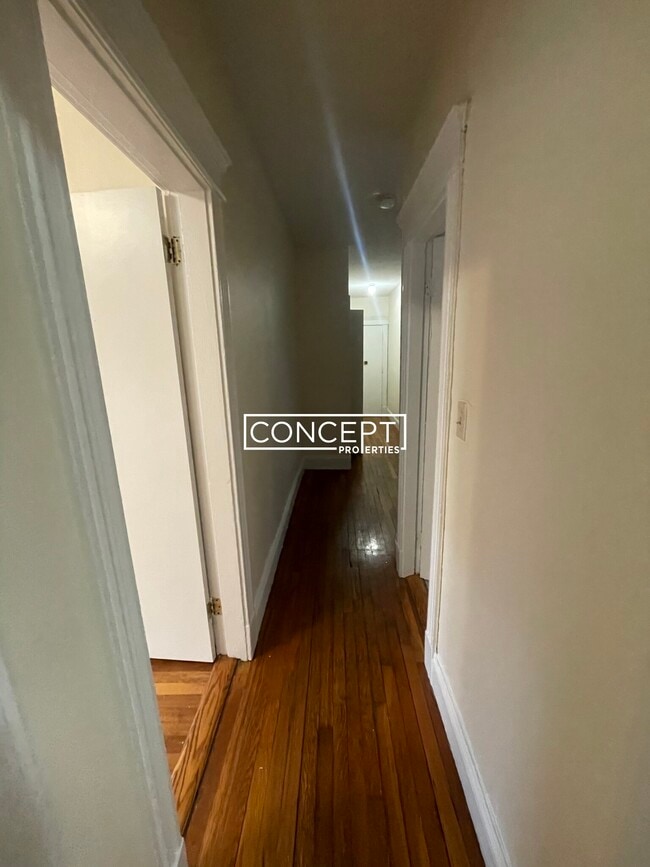 Foto del edificio - 1152 Commonwealth Ave