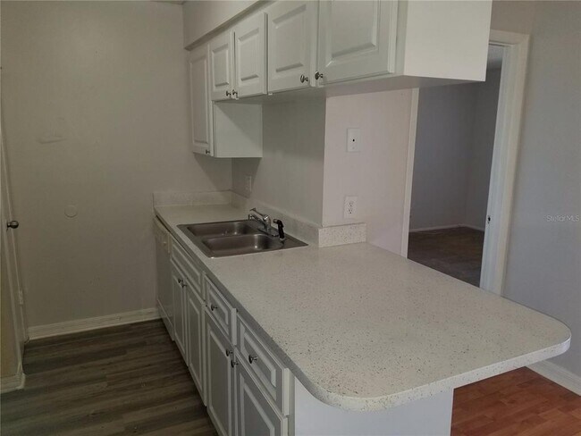 Foto del edificio - 247 Red Maple Pl