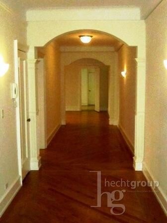 Foto del edificio - 35 E 84th St