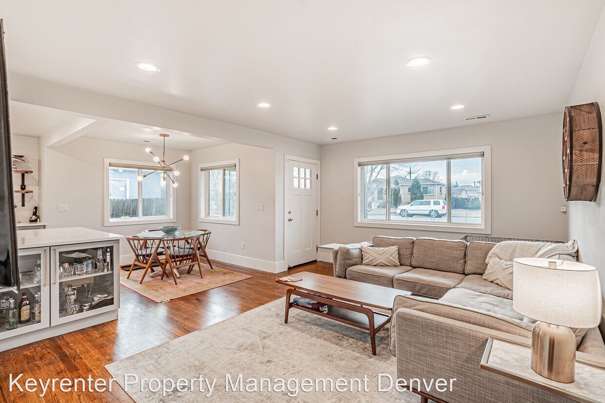 3 br, 2 bath House 2110 Ames St House Rental in Edgewater, CO