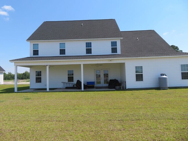Foto del edificio - 4 Bd / 3.5 Ba Stateside Subdivision - Agen...