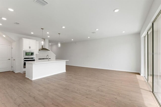 Building Photo - 3664 Clay Pot Dr