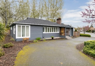 Building Photo - 11790 SW 90th Ave